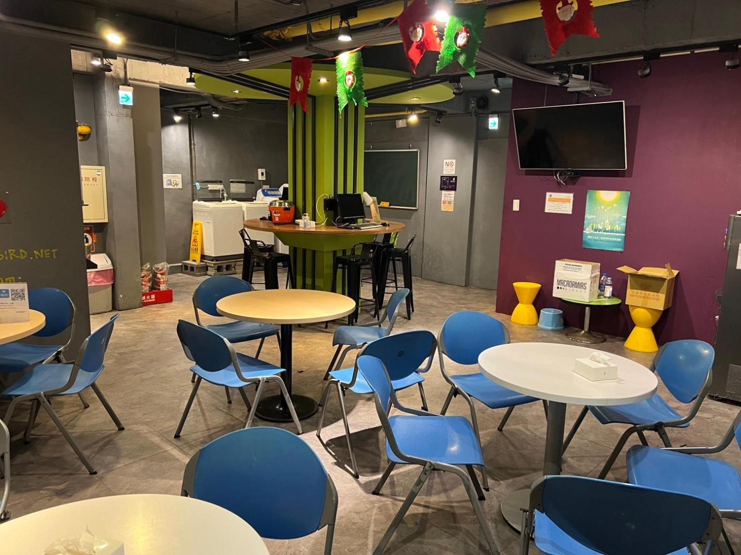 Backpackers Hostel - Ximen Taipei Dış mekan fotoğraf
