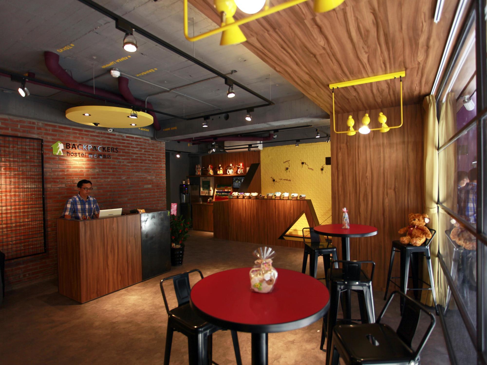 Backpackers Hostel - Ximen Taipei Dış mekan fotoğraf