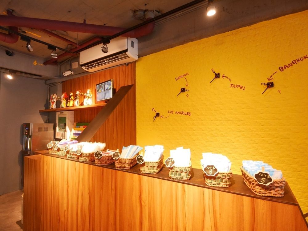 Backpackers Hostel - Ximen Taipei Dış mekan fotoğraf